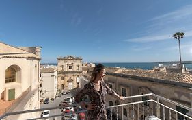 Ortigia Boutique Plaza Apt